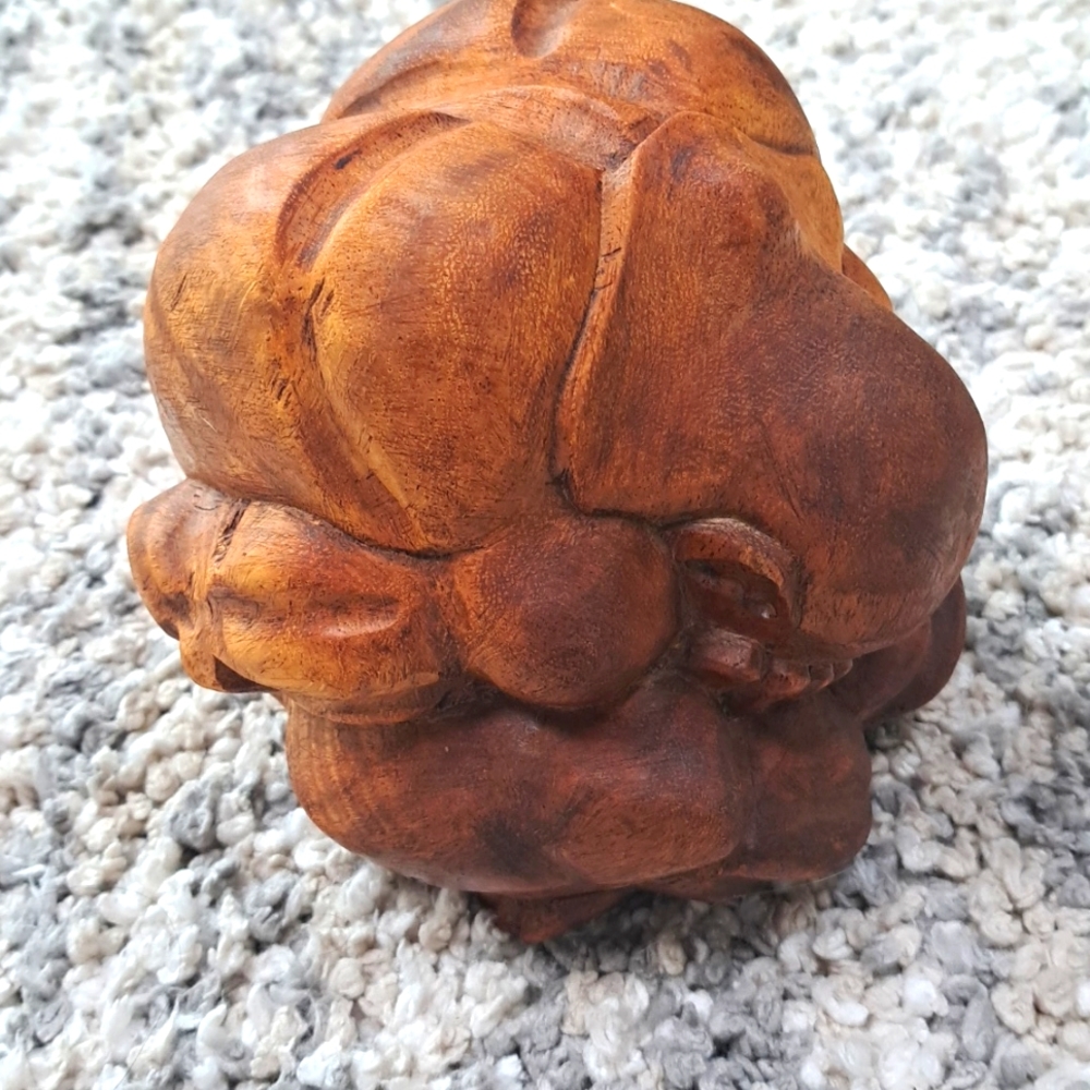 Weeping Budha Statue